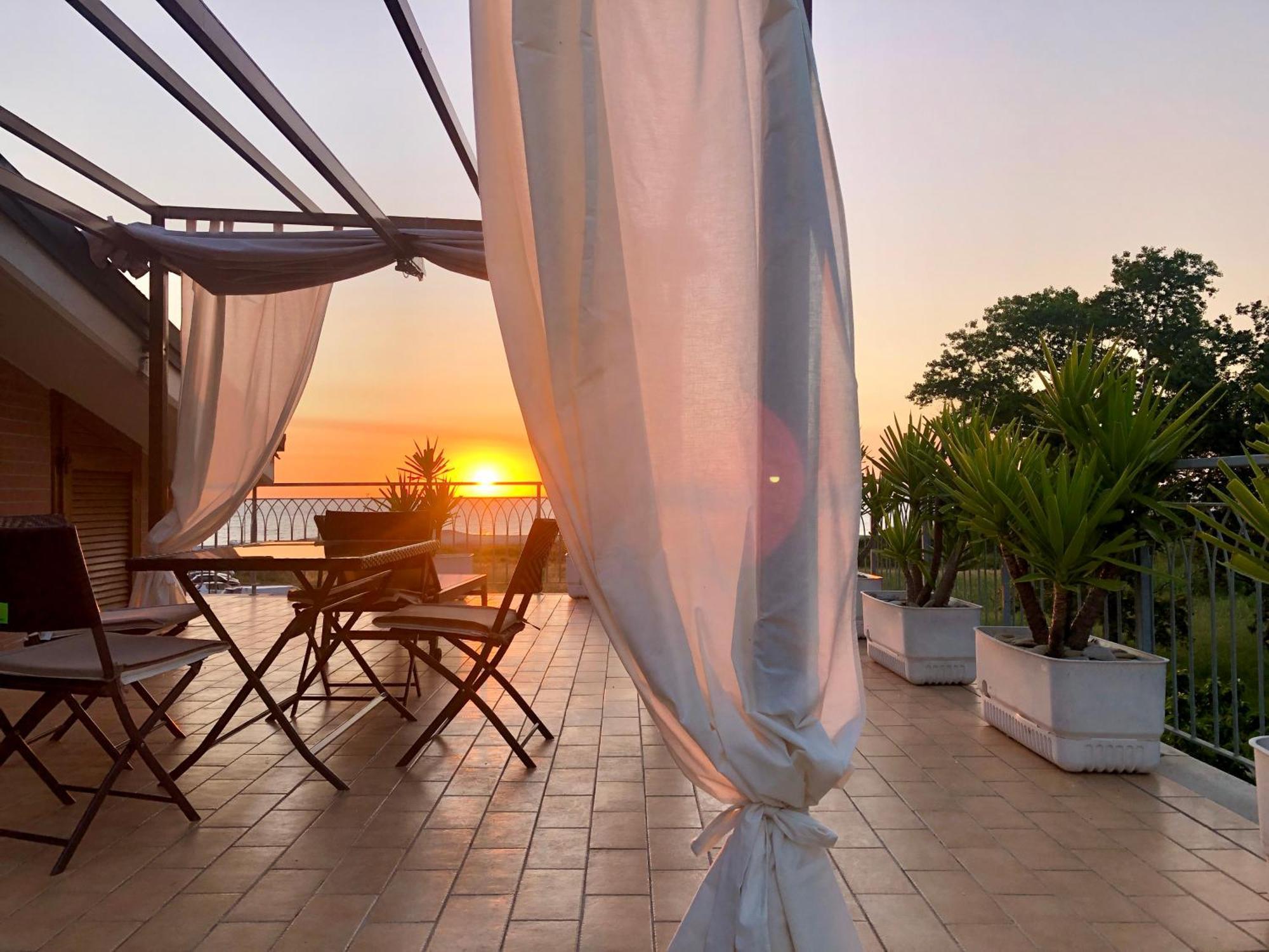 Marche Full Experience-Apartments Porto SantʼElpidio Exterior foto